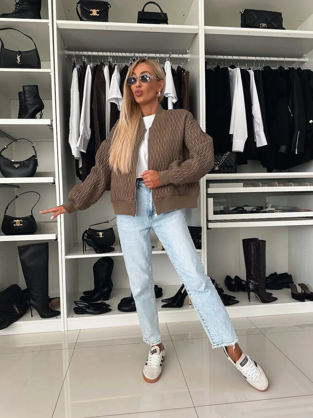 Damers Quilted Bomberjakke med Glidelås og Ribbestrikket Kant 6