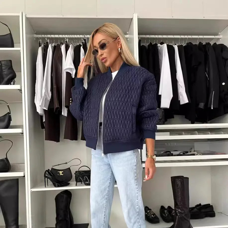 Damers Quilted Bomberjakke med Glidelås og Ribbestrikket Kant 9