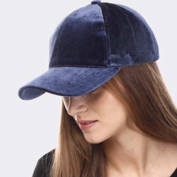 Fløyelshette For Kvinner