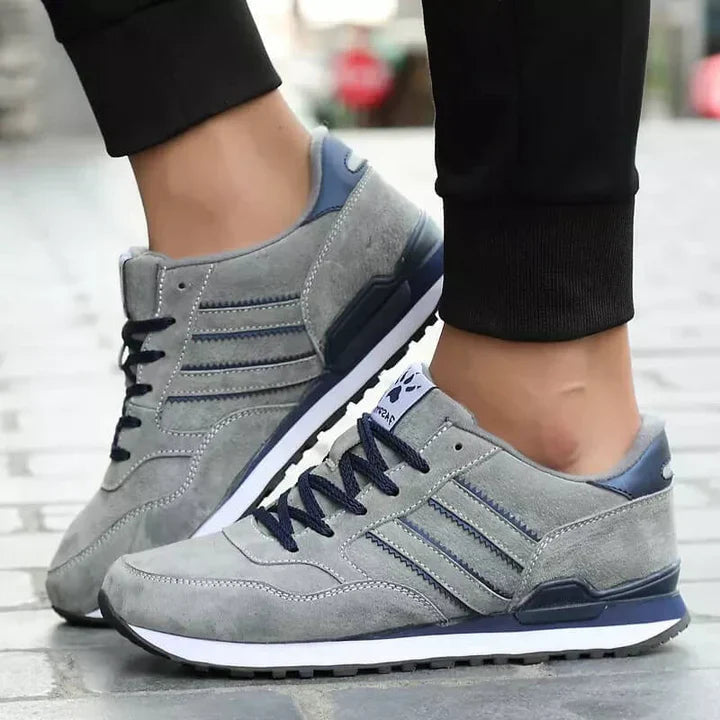 Herre Sneakers i Lær med Klassisk Design 5