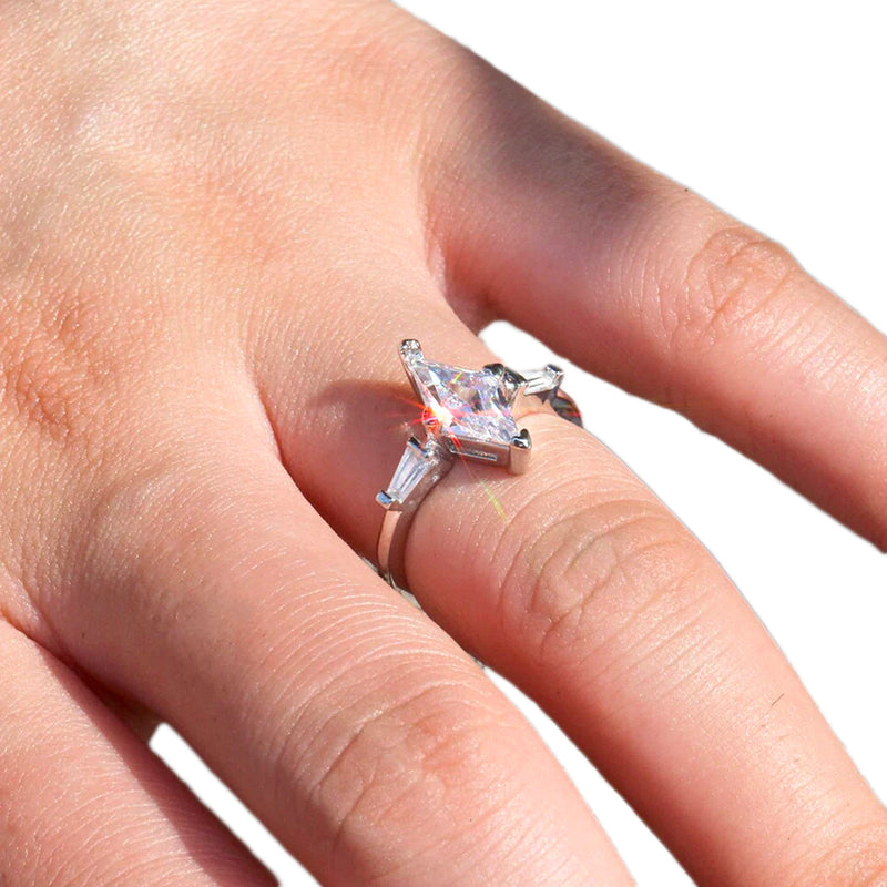 Horse Eye Solitaire Forlovelsesring