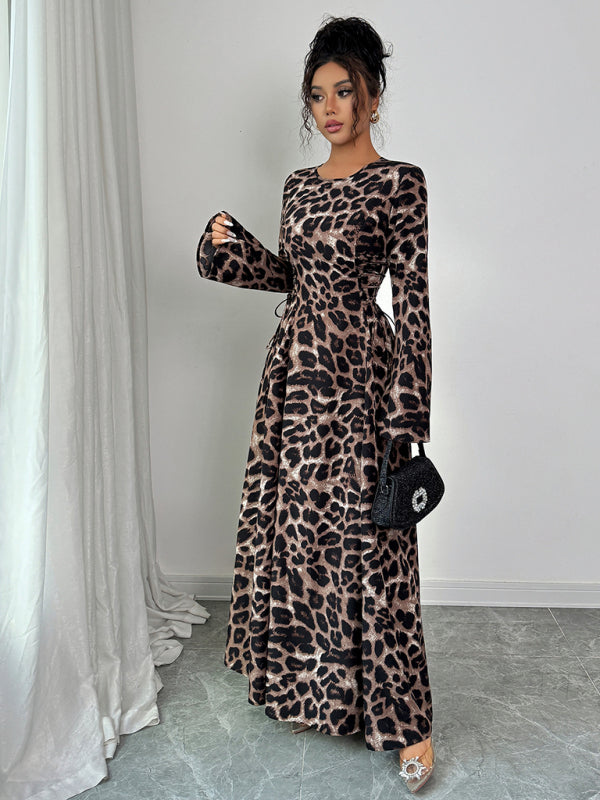 Kjole med langermet og leopardmønster 2