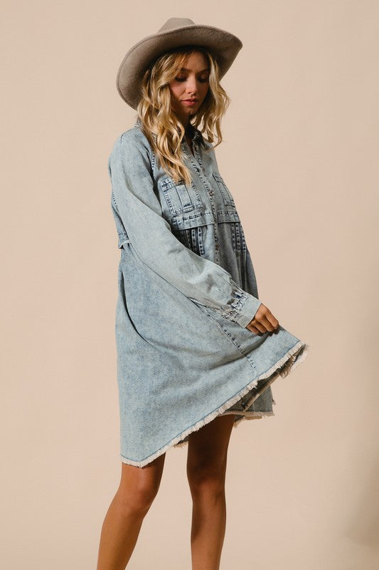 Kvinne Button Down Kjole i Mineralvasket Lys Denim 3
