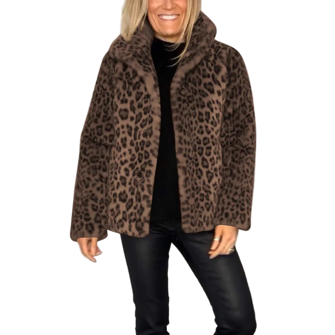 Kvinne Jakke – Oversized Faux Fur med Leopardmønster 0