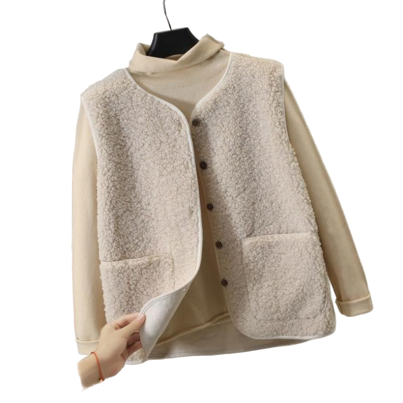 Kvinne Knytvest i Lammullsfleece for Vinter 2