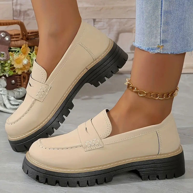 Kvinne Loafers i Suede med Chunky Såle 1