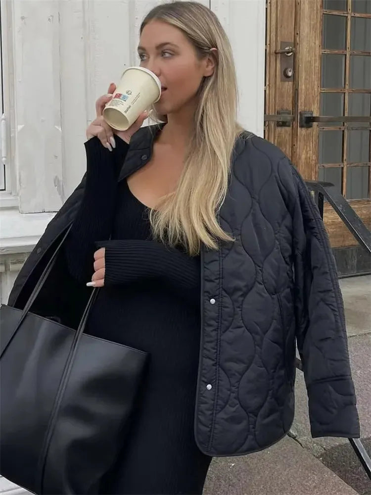 Kvinne Quilted Jakke Lett Polstret Oversized Passform 1