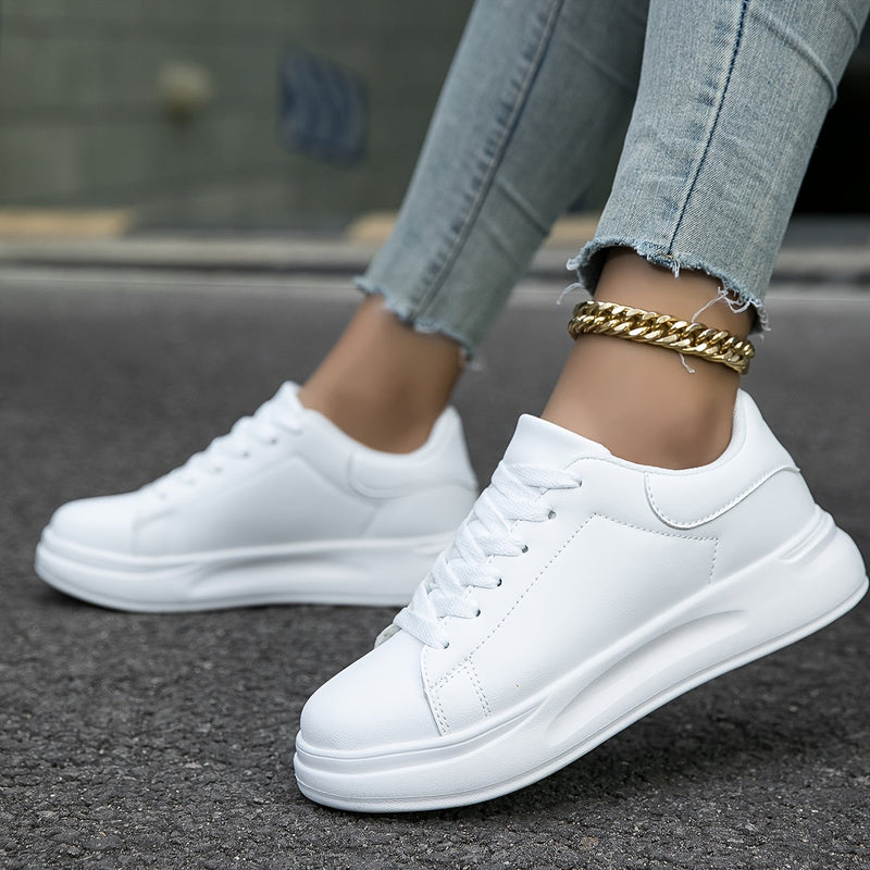 Kvinne Sneakers i Hvit Lær – Minimalistiske Fritidssko 2