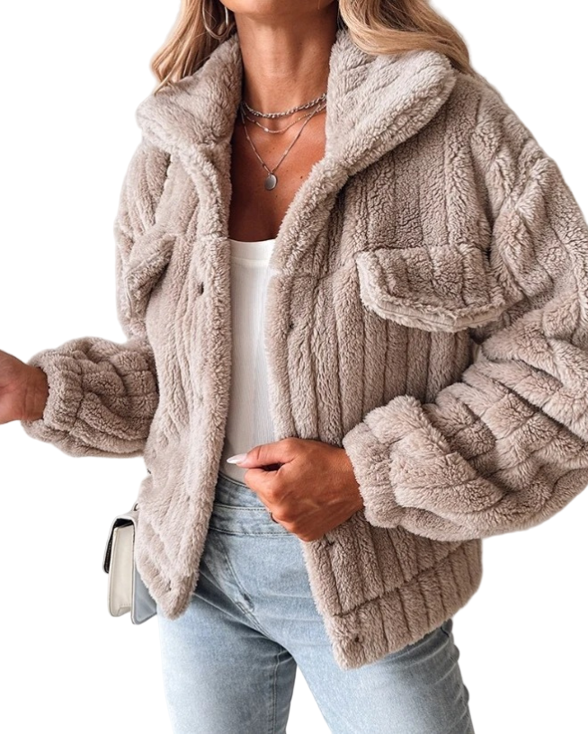 Kvinne Teddy Frakk – Oversized Passform – Plysj Fuzzy Tekstur 0