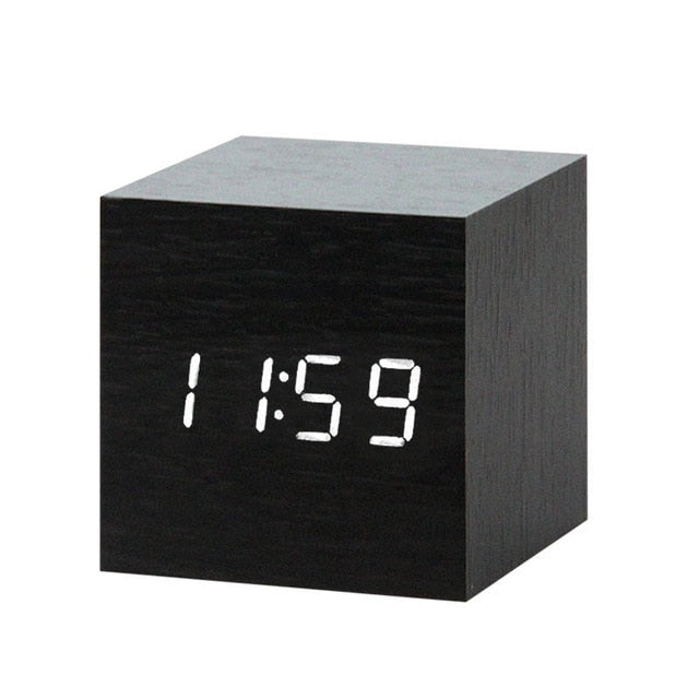 Minimalistisk Digital LED Vekker med Talekontroll 15
