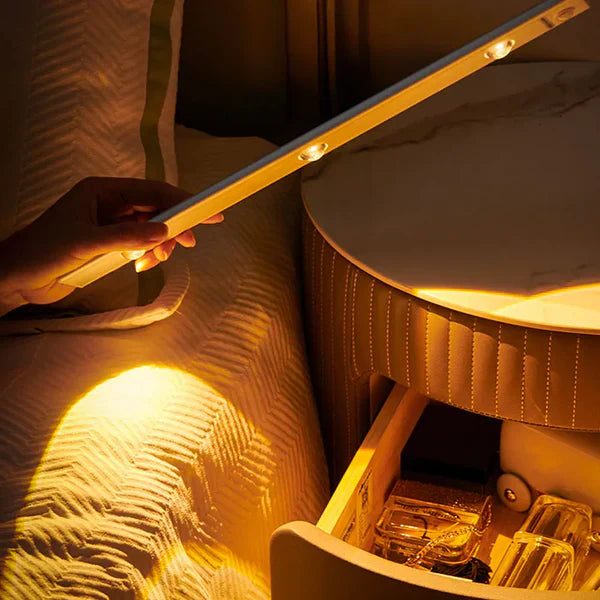 Trådløs Oppladbar LED Lampe med Bevegelsessensor Dimbar 1