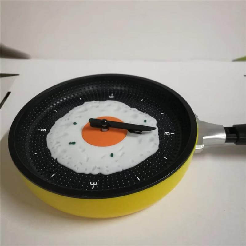 Vegghengt Klokke Stekepanne Design 2
