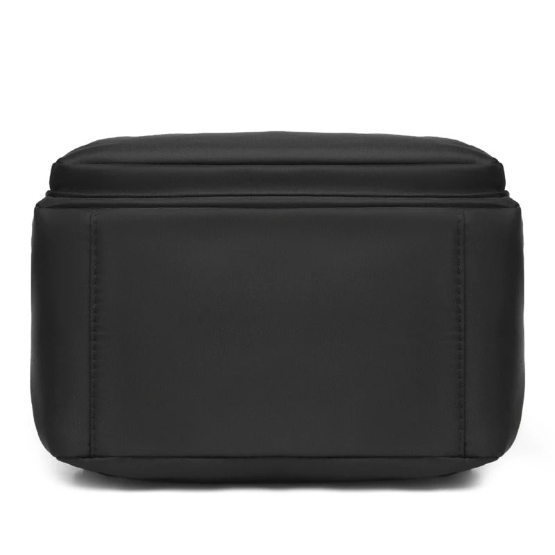 PU-reiseryggsekk i skinn for kvinner