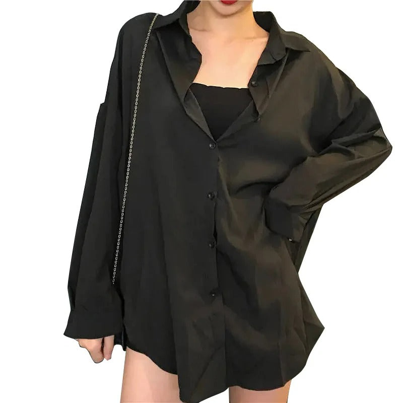 Oversized langermet skjorte for kvinner