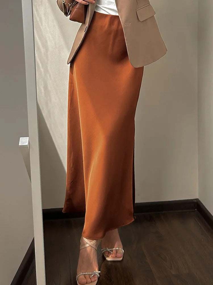 Skjørt i delt sateng for kvinner