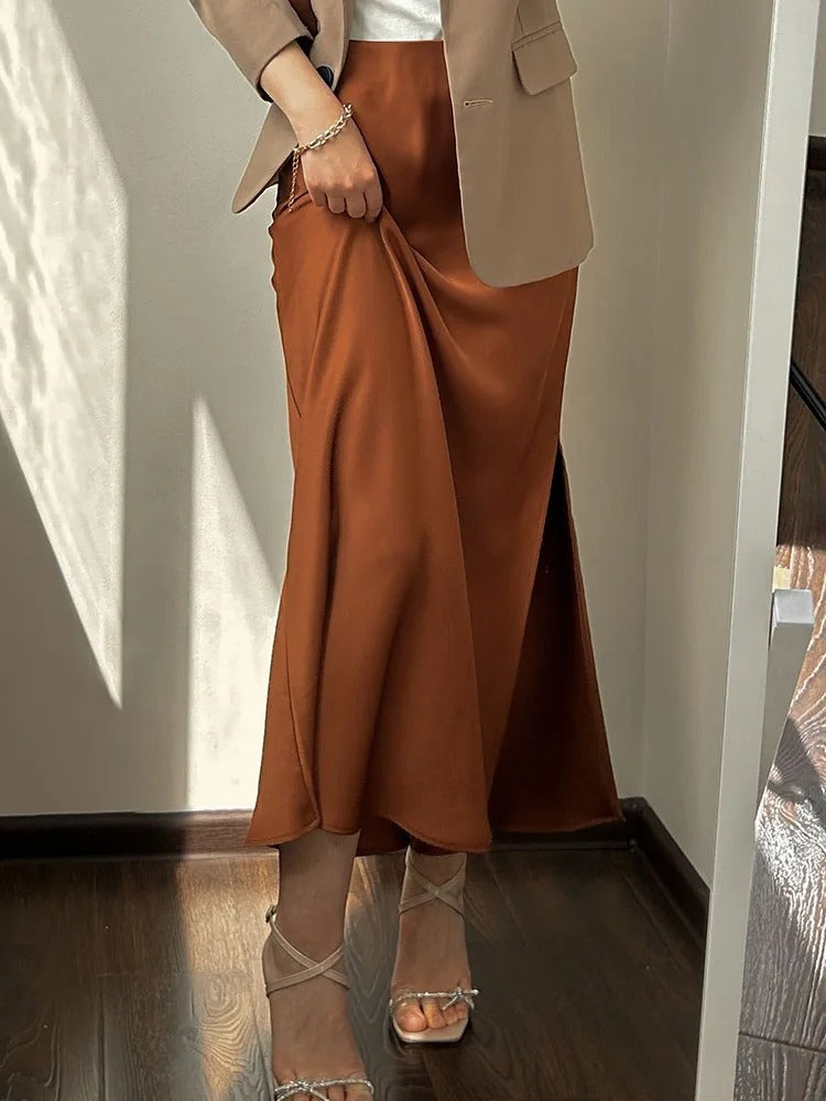 Skjørt i delt sateng for kvinner