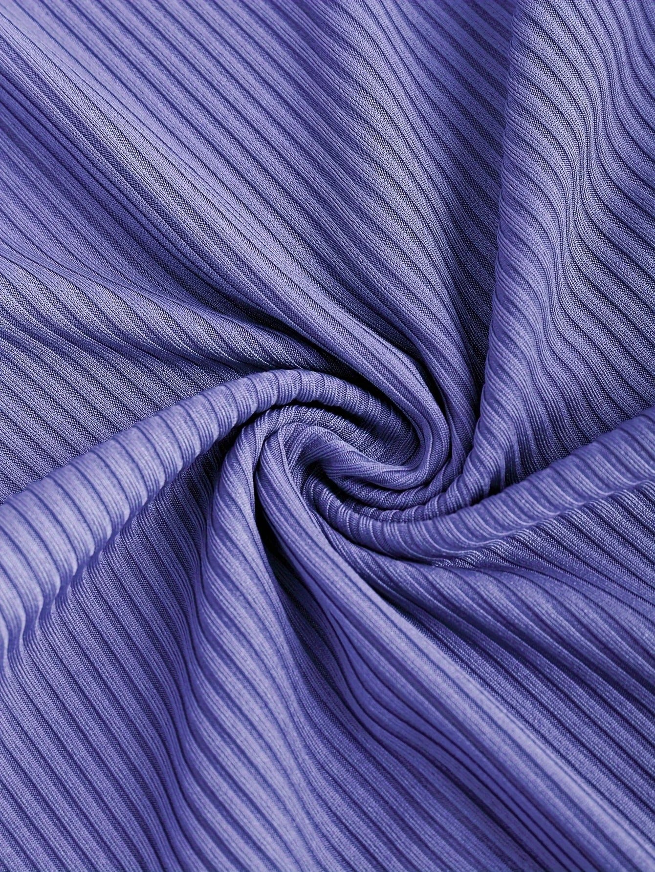 Kvinners ermeløs strikket kjole med seler