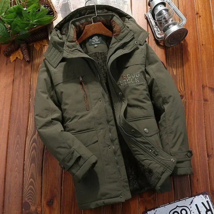 Jakke med flere lommer i stor størrelse for menn