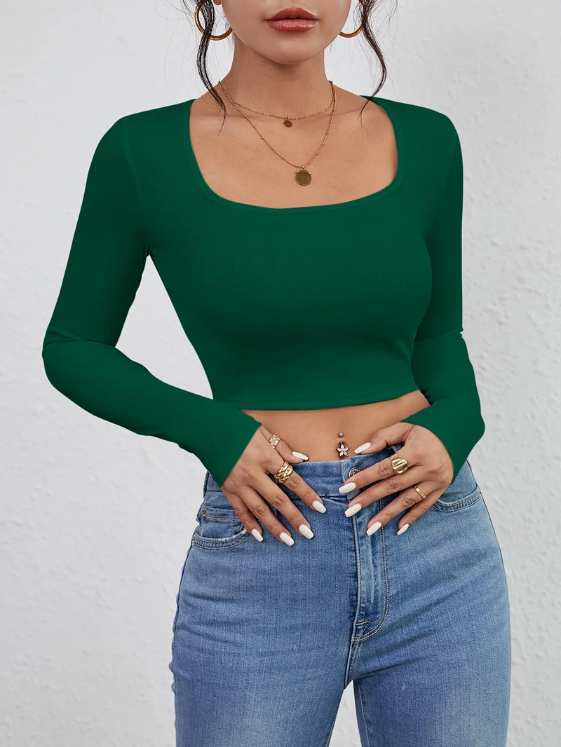 Slim Fit T-skjorte med firkantet hals for dame