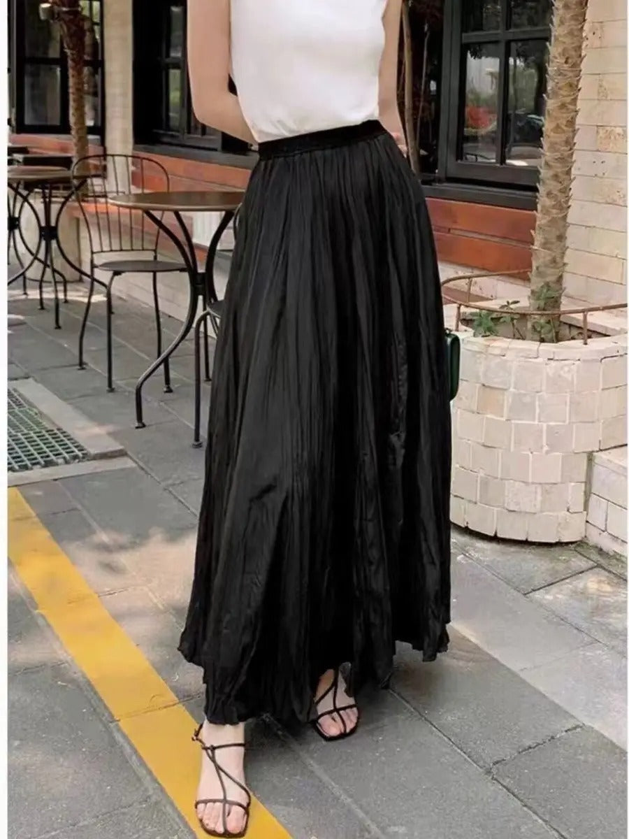 Plissert maxiskjørt i sateng for dame