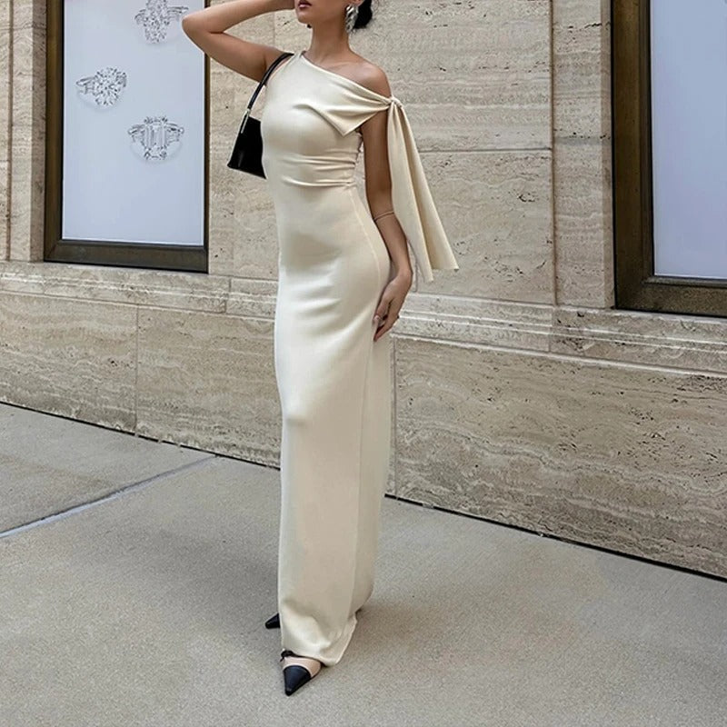 Ermeløs Slim Fit Lang O-hals kjole for kvinner