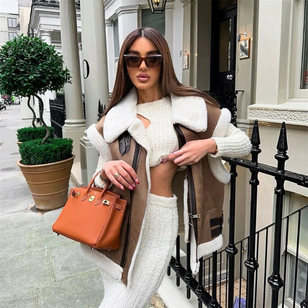 Ermeløs fleece-topp for kvinner