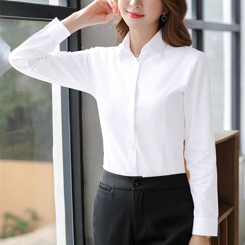Langermet kontorbluse for kvinner