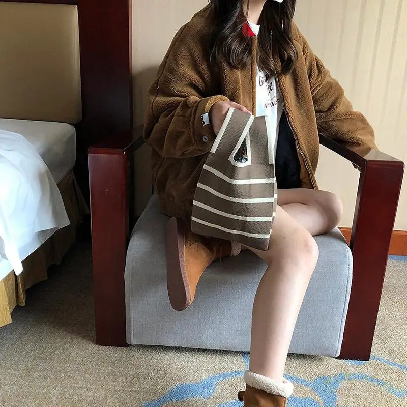 Håndlaget strikket veske for kvinner