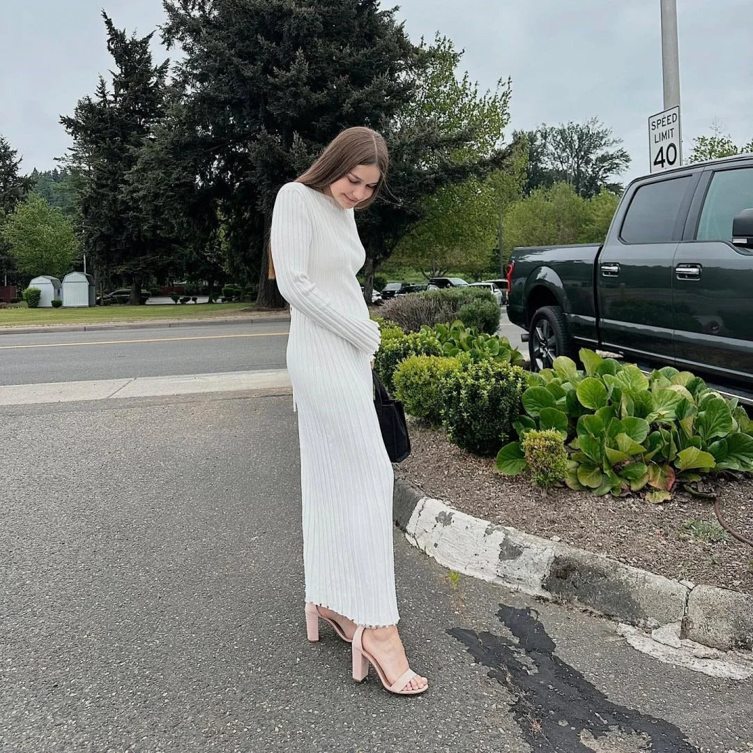 Klassisk løs strikket kjole for kvinner