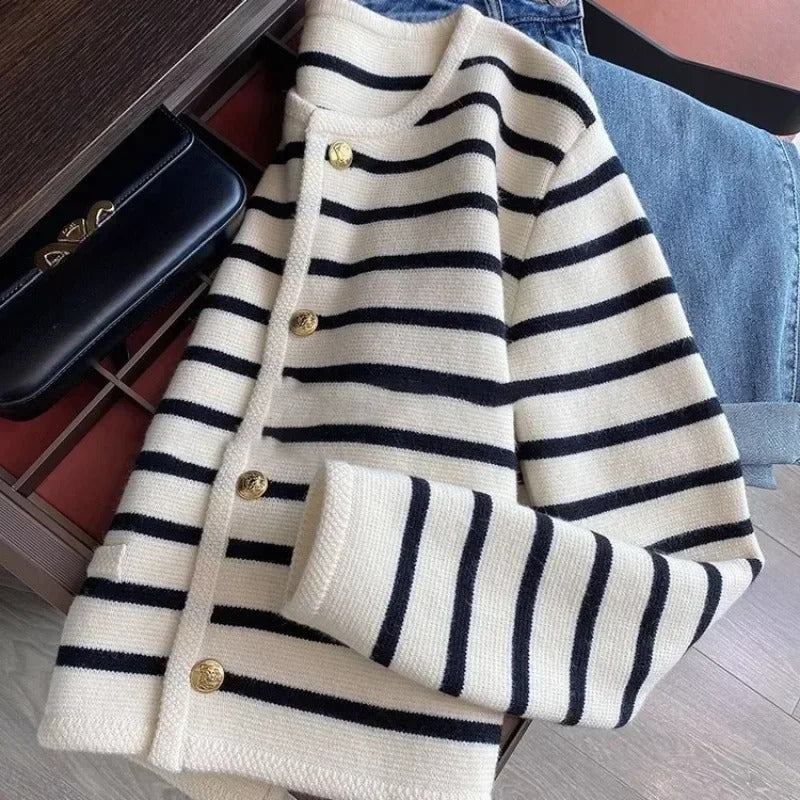 Strikket stripejakke til dame