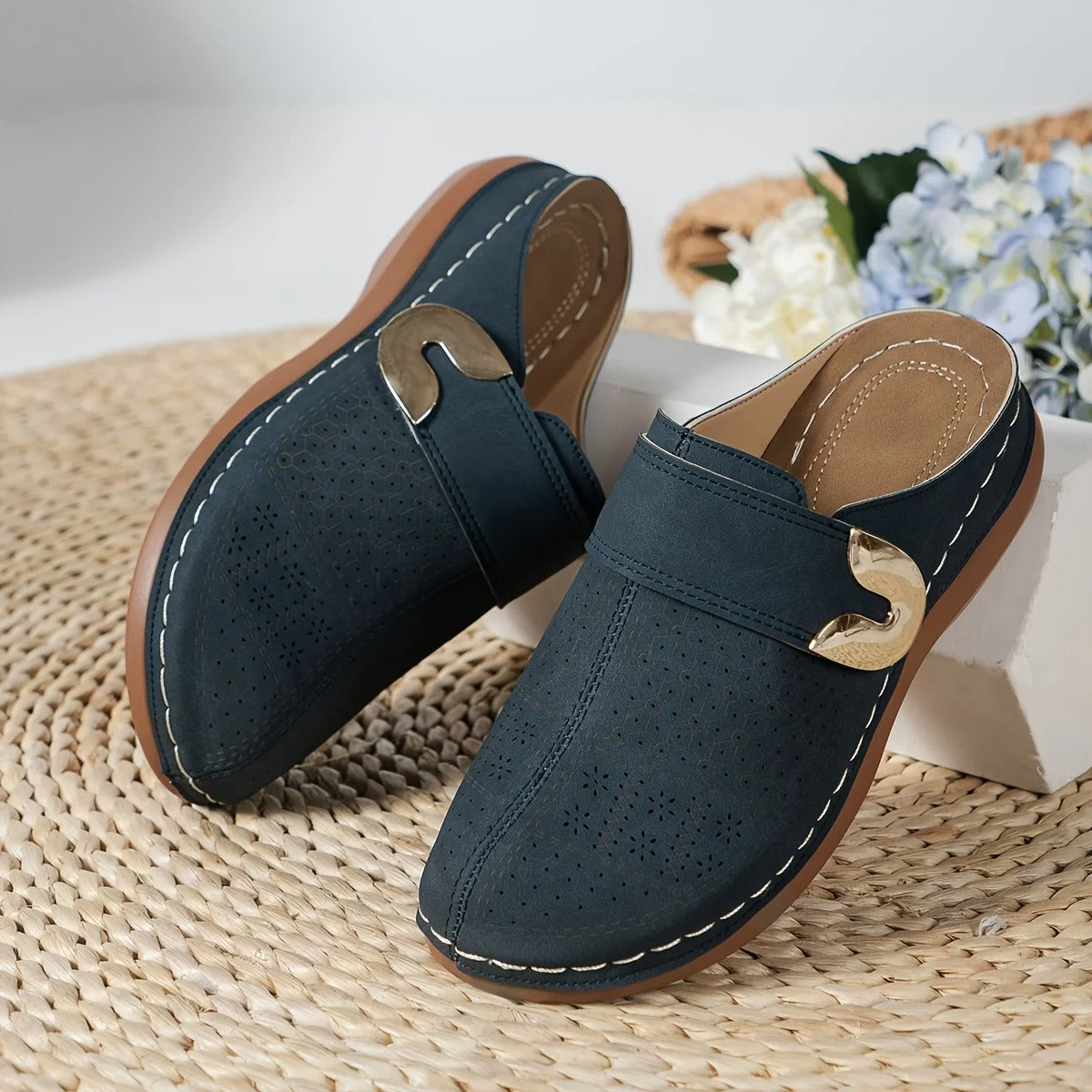 Slip-On Wedge Platform Sandaler for kvinner