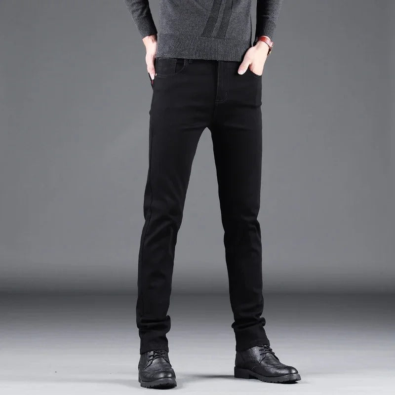 Pure Black Slim Jeans for menn