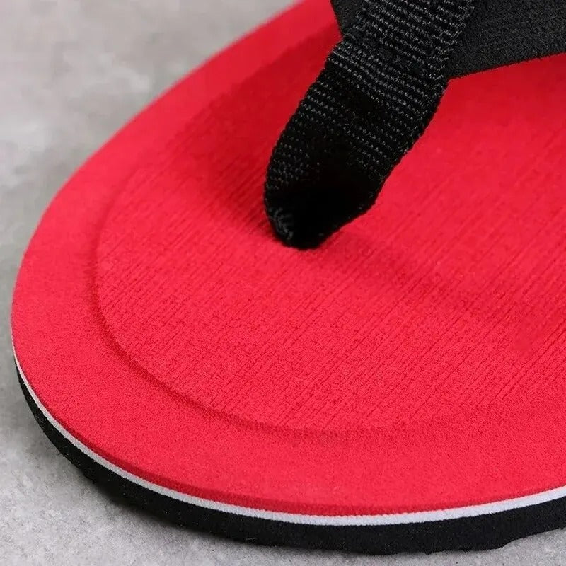 Sklisikre strandflipflops for menn