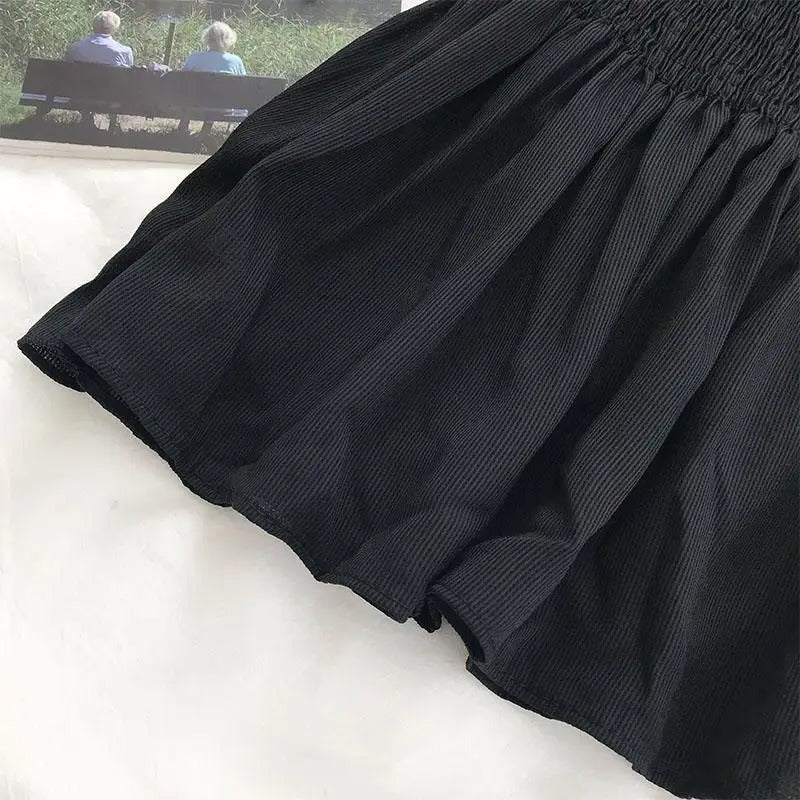 Kvinners buehalterneke med ryggfri plissert kort topp