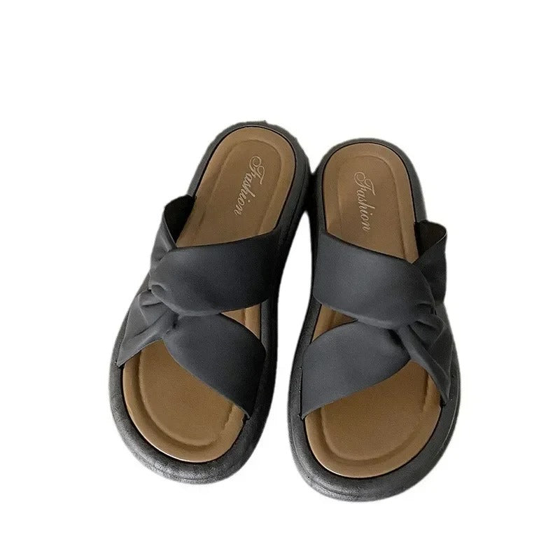 Sommertøfler for kvinner