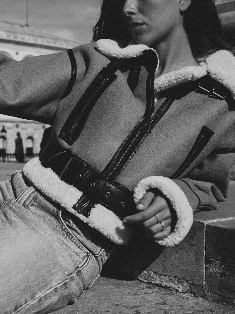 Lapeljakke i skinn for kvinner