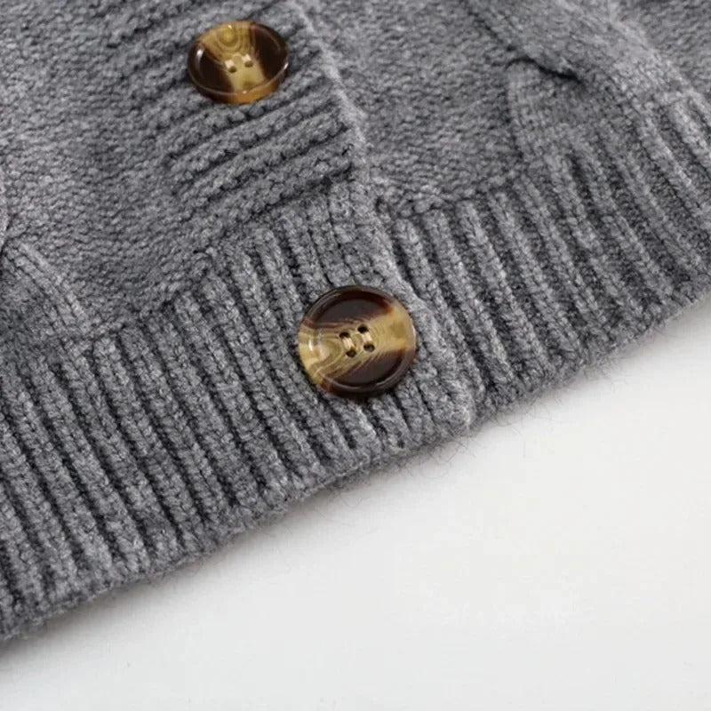 V-hals strikket cardigan for kvinner