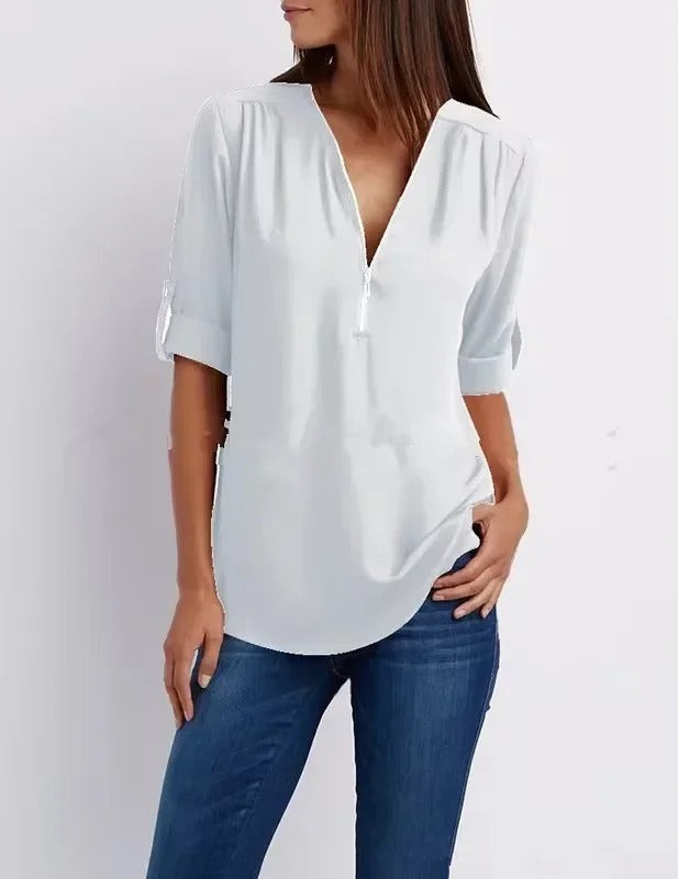 Chiffonbluse med dyp V-hals for kvinner