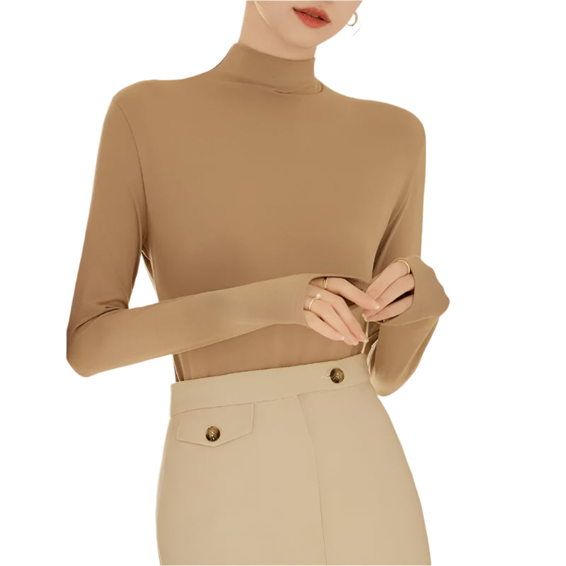 Langermet T-skjorte med høy krage for kvinner