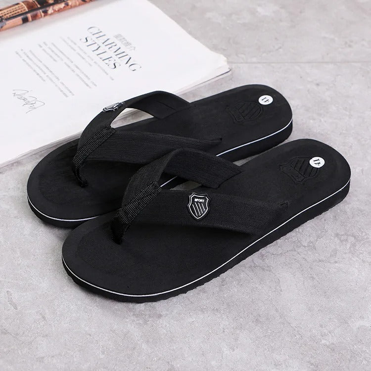 Sklisikre strandflipflops for menn