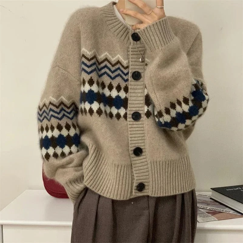 Langermet knappstrikket cardigan