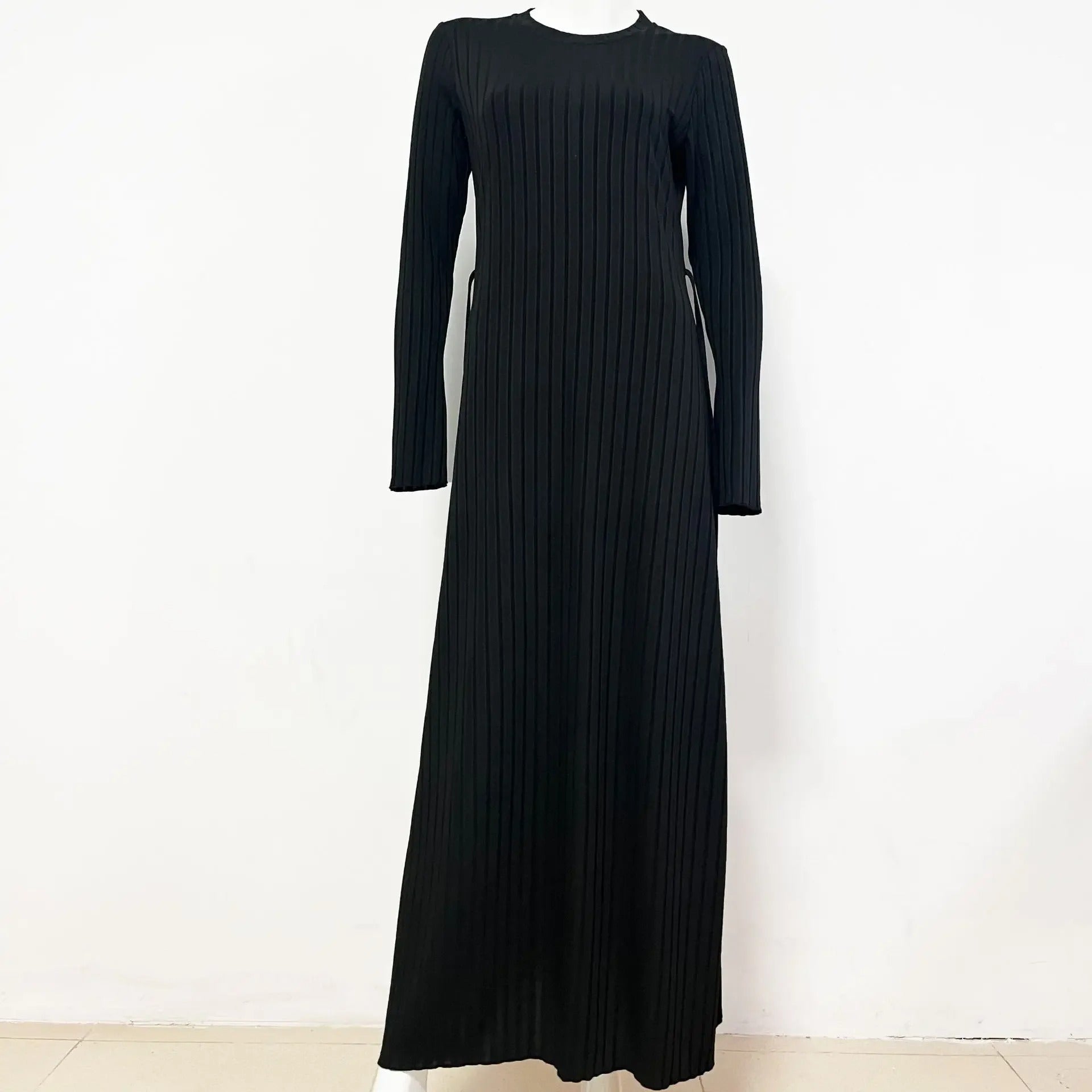 Klassisk løs strikket kjole for kvinner