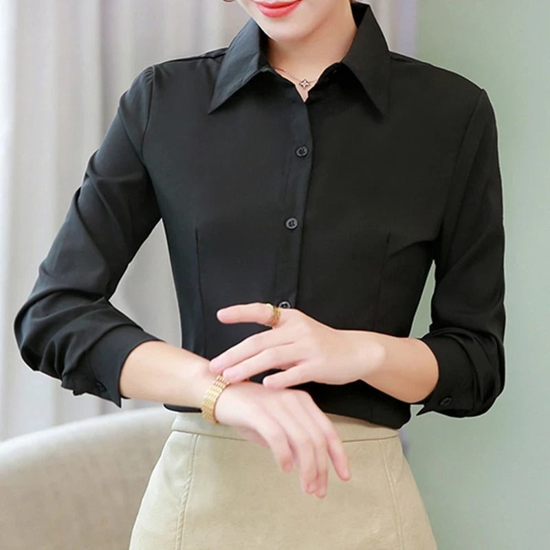 Langermet kontorbluse for kvinner