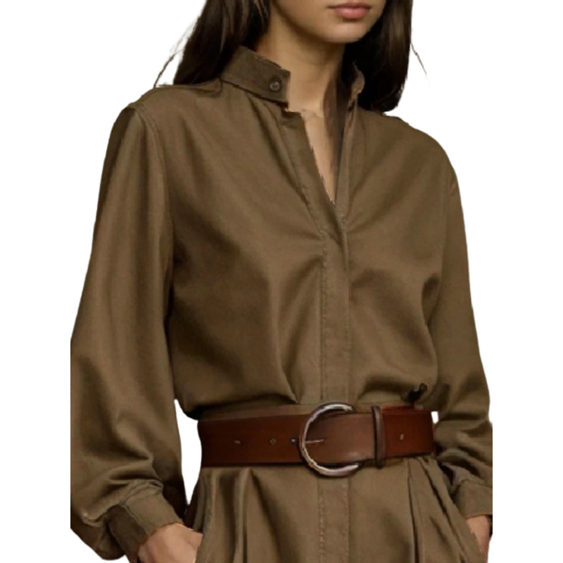 Damebluse med knapper og puffermer